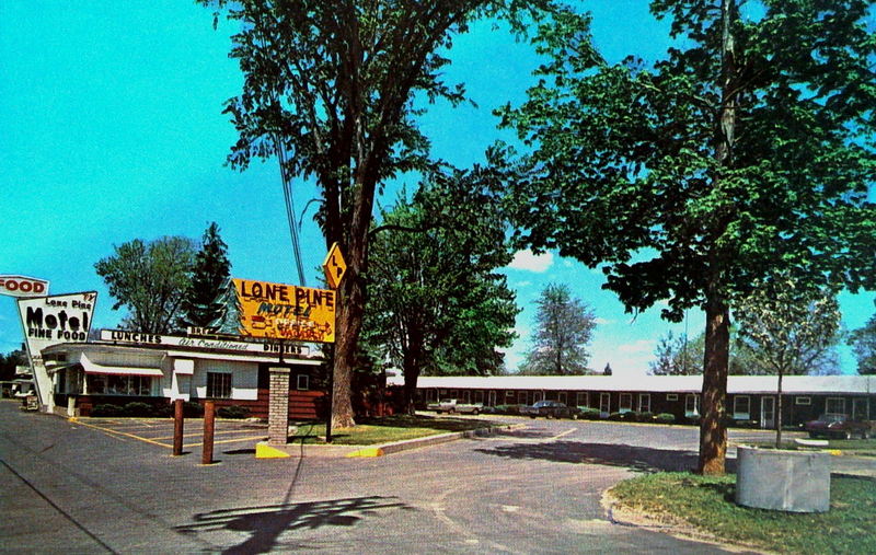 Lone Pine Motel & Restaurant - OLD POSTCARD (newer photo)